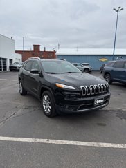 Used 2018 Jeep Cherokee Limited image 1