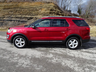 Used 2017 Ford Explorer XLT w/ Equipment Group 201A image 1