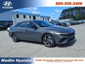 New 2025 Hyundai Elantra Sport image 1