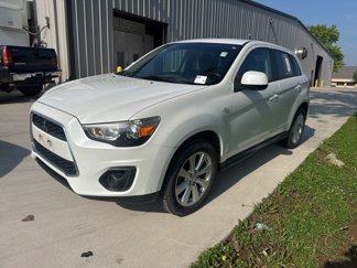 Used 2015 Mitsubishi Outlander Sport ES image 1