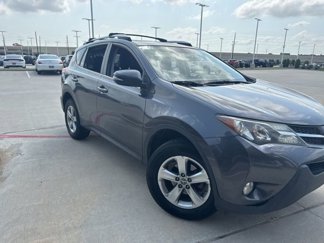 Used 2015 Toyota RAV4 XLE image 1