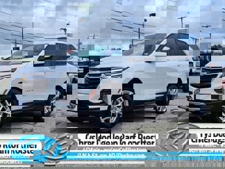 Used 2024 Chevrolet Equinox LT image 1