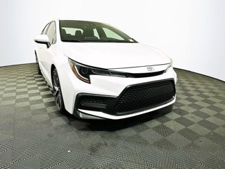 Used 2020 Toyota Corolla SE image 1