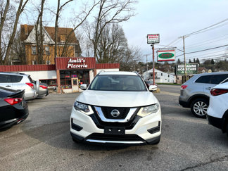 Used 2020 Nissan Rogue SV image 1