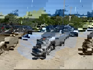 Used 2019 Toyota RAV4 Limited image 1