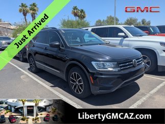 Used 2021 Volkswagen Tiguan SE image 1