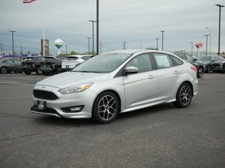 Used 2015 Ford Focus SE w/ SE Sport Package image 1