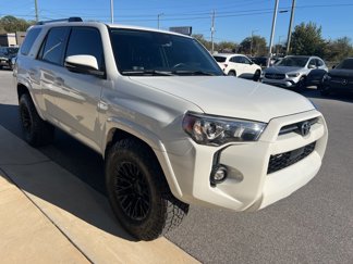 Used 2022 Toyota 4Runner SR5 Premium image 1
