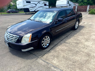 Used 2008 Cadillac DTS Luxury II image 1