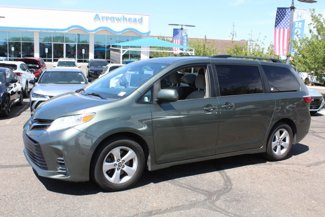 Used 2018 Toyota Sienna LE image 1