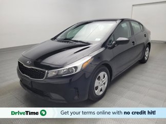 Used 2017 Kia Forte LX image 1