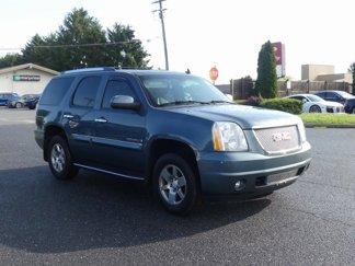 Used 2008 GMC Yukon Denali image 1