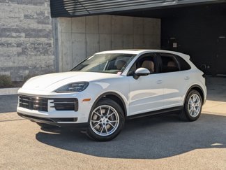 Used 2025 Porsche Cayenne image 1