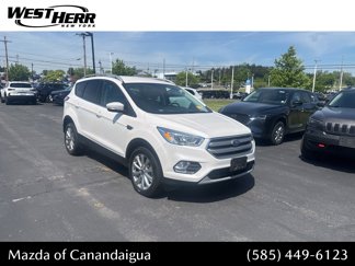 Used 2017 Ford Escape Titanium image 1
