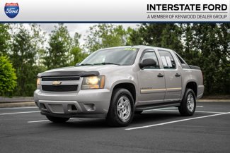 Used 2008 Chevrolet Avalanche LS image 1