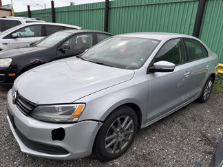 Used 2011 Volkswagen Jetta SE image 1