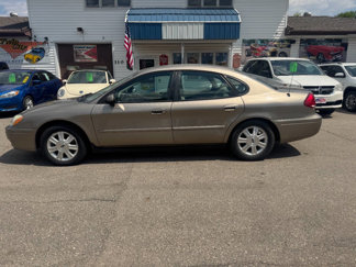 Used 2005 Ford Taurus SEL image 1