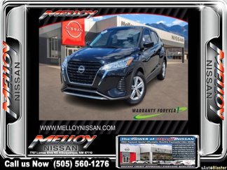 Used 2024 Nissan Kicks S image 1