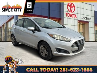 Used 2019 Ford Fiesta SE image 1