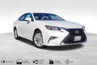 Used 2018 Lexus ES 350 w/ Accessory Package image 1