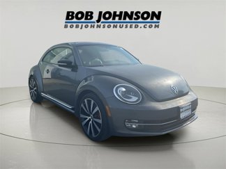 Used 2013 Volkswagen Beetle 2.0T image 1
