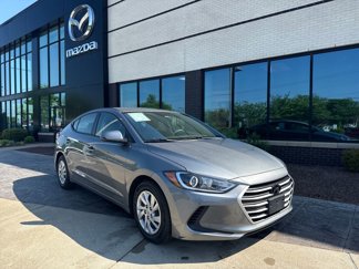 Used 2017 Hyundai Elantra SE image 1
