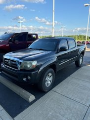 Used 2010 Toyota Tacoma 4x4 Double Cab image 1