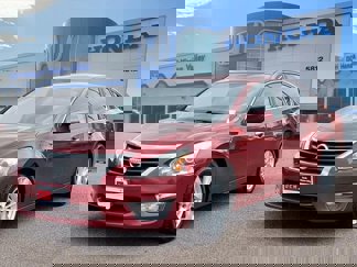 Used 2013 Nissan Altima 2.5 SV image 1