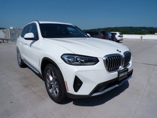 Certified 2022 BMW X3 xDrive30i w/ Convenience Package image 1
