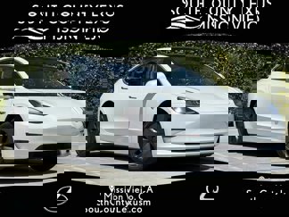 Used 2018 Tesla Model 3 image 1