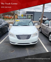 Used 2012 Chrysler 200 Touring image 1