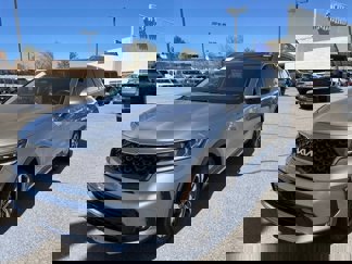 Used 2023 Kia Sorento EX w/ Panoramic Sunroof Package image 1