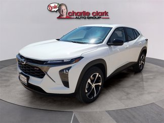 New 2025 Chevrolet Trax RS w/ Sunroof Package image 1