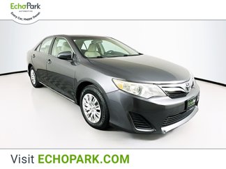 Used 2012 Toyota Camry LE image 1