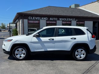 Used 2017 Jeep Cherokee Sport image 1
