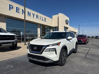Used 2023 Nissan Rogue SV image 1