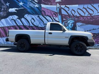 Used 2004 Chevrolet Silverado 2500 4x4 Regular Cab w/ Heavy-Duty Power Package image 1