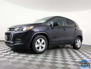 Used 2022 Chevrolet Trax LS w/ Tint and Cruise Package image 1