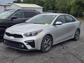 Used 2021 Kia Forte LXS image 1