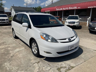 Used 2007 Toyota Sienna XLE Limited image 1