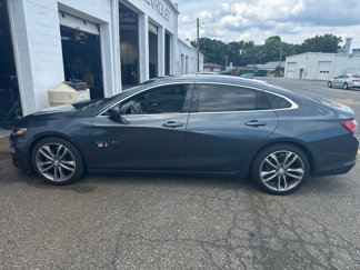 Used 2021 Chevrolet Malibu LT image 1