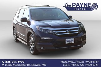 Used 2017 Honda Pilot Touring image 1