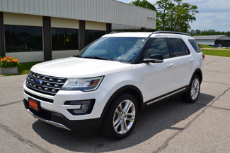 Used 2017 Ford Explorer XLT w/ Equipment Group 202A image 1