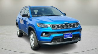 New 2025 Jeep Compass Latitude image 1
