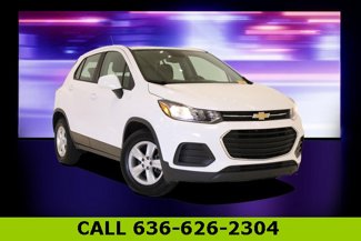 Used 2020 Chevrolet Trax LS image 1