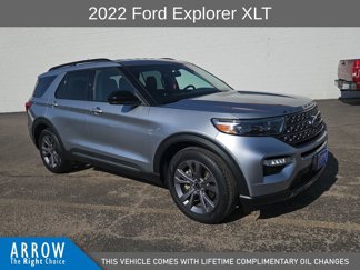 Used 2022 Ford Explorer XLT w/ Equipment Group 202A image 1