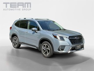 Used 2022 Subaru Forester Touring image 1
