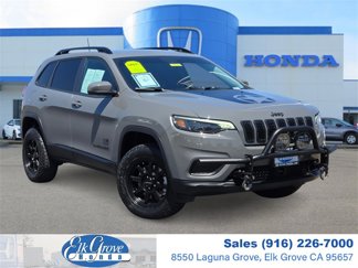 Used 2021 Jeep Cherokee Latitude image 1