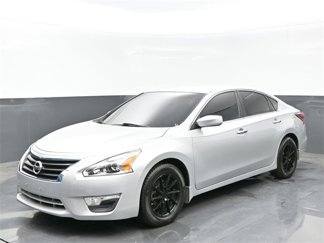 Used 2014 Nissan Altima 2.5 S image 1