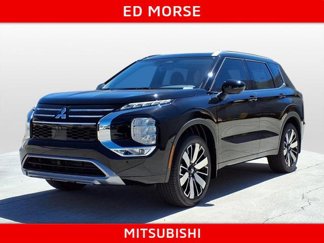 New 2025 Mitsubishi Outlander SEL image 1